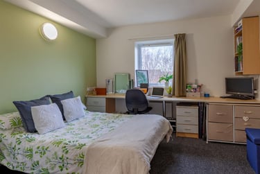 1 bed studio, Leighton Street, City Centre, Preston, PR18RH - Image 1